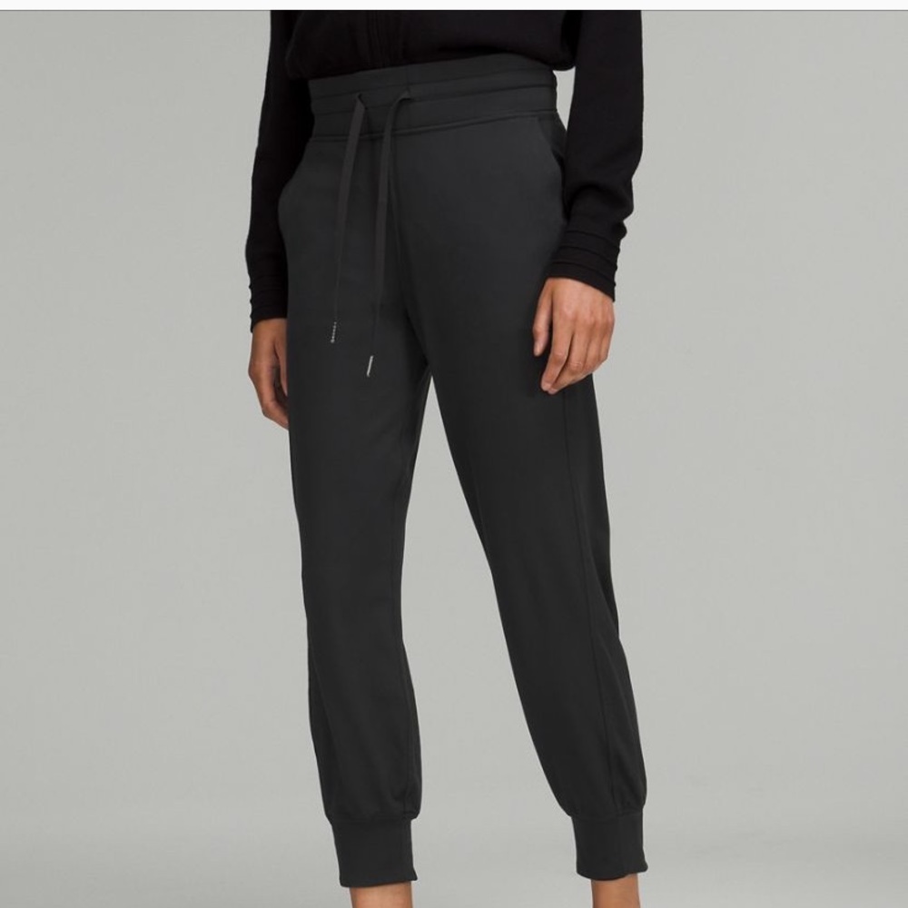 Lululemon ready to rulu jogger